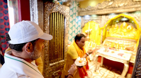 Prayers at Janaki temple