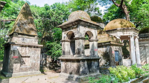 South Park Street Cemetery, Kolkata