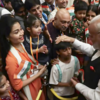 PM received warm w​elcome
