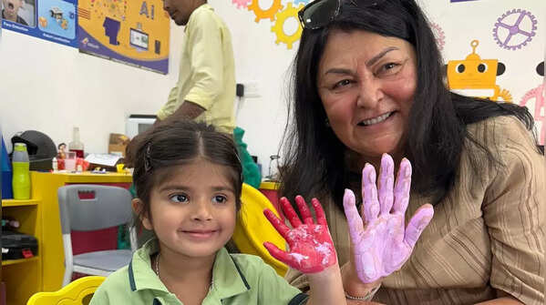School project with daadi