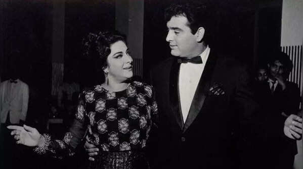 Nargis – ‘Raat Aur Din’ (1967)