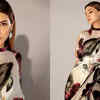 ​A look worth bookmarking