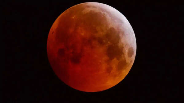 Total lunar eclipse and the “corn moon” — September 7