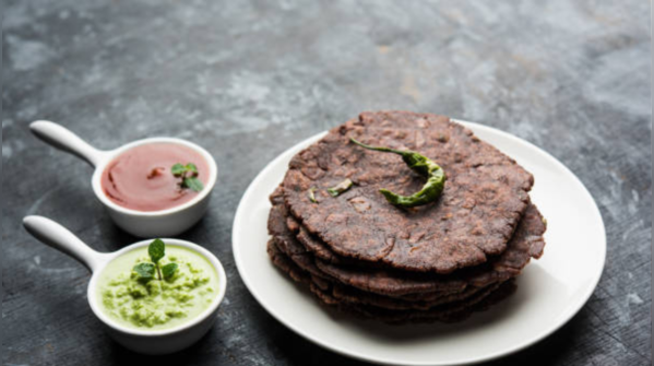Kuttu paratha