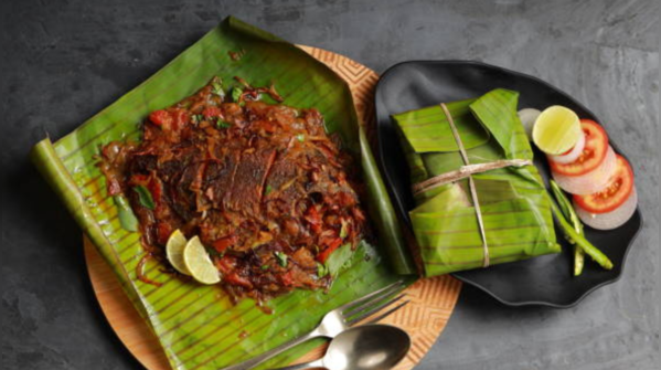 Meen Pollichathu - fire and leaf in one bite