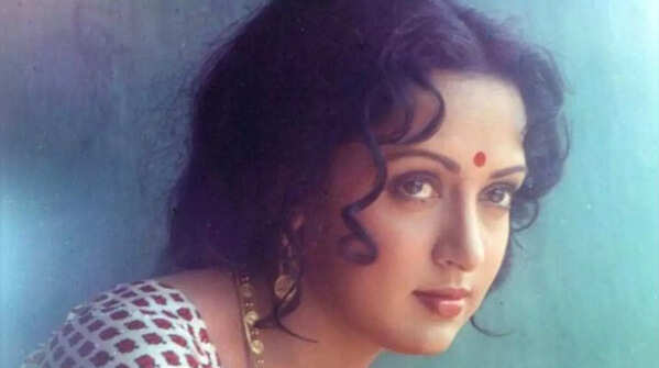 Hema Malini in Seeta Aur Geeta (1972)