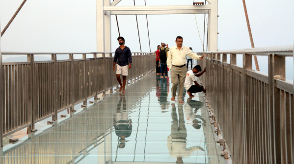 Built with toughened glass and steel for safety