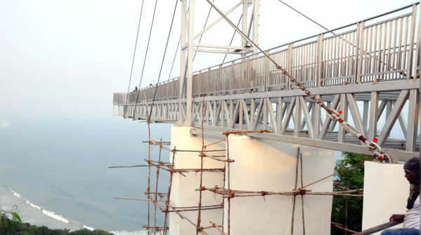 Cyclone-resistant, limited entry for visitors