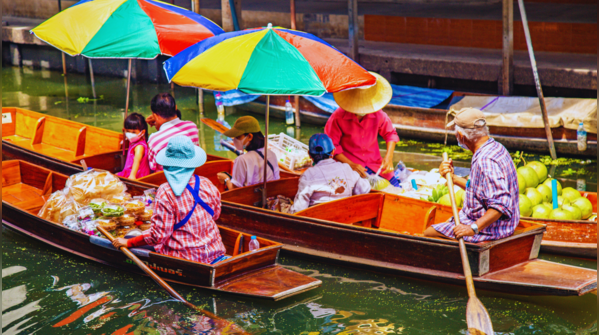Amphawa Floating Market, Thailand