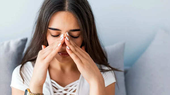 7 signs of sinus blockage that can affect your breathing and sleep