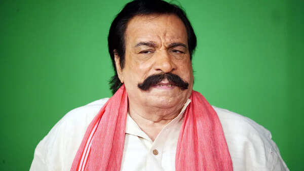 Kader Khan Wallpapers