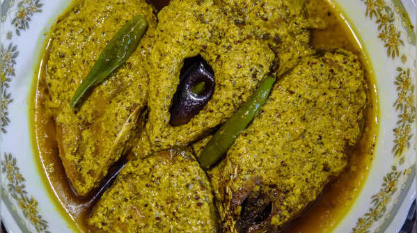 Ilish Shorshe