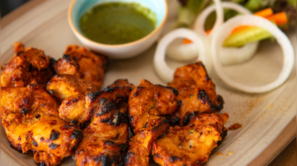 Chicken tikka - fire and smoke