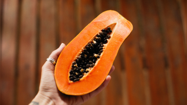 How papaya seeds remove parasites
