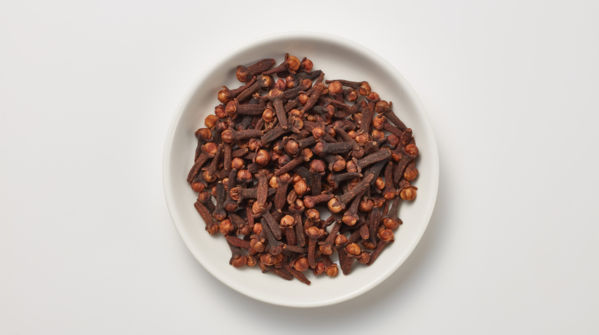 What happens to your body when you drink clove water daily