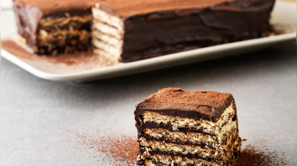 Biscuit cake
