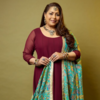 <i class="tbold">geeta kapur</i>’s Graceful Style