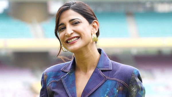 Aahana Kumra Photos