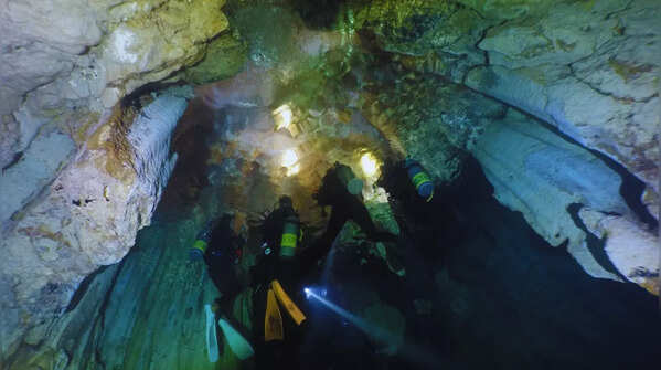 Chandelier Cave, Palau