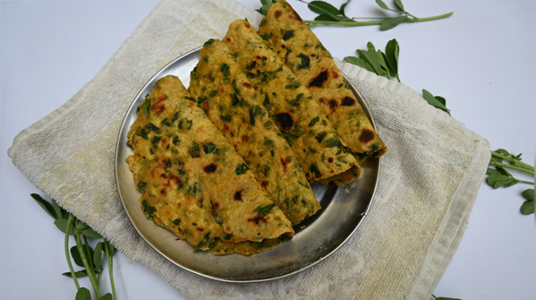 Methi Ajwain Paratha (light)