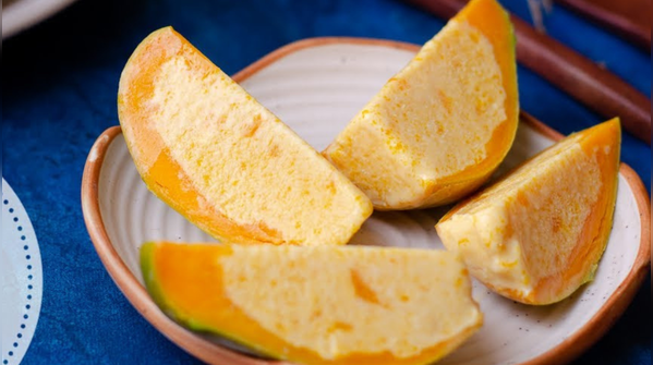 Stuffed fruit kulfi at Kuremal