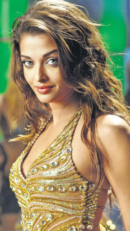 ​Western look in ‘Crazy Kiya Re’ - ‘Dhoom 2’
