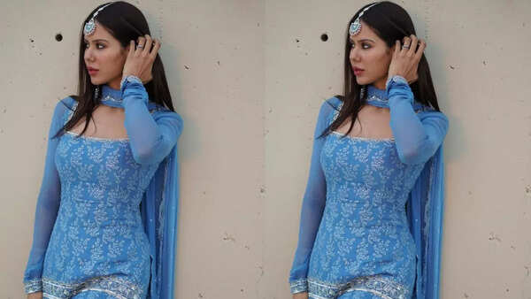 Sonam Bajwa Wallpapers