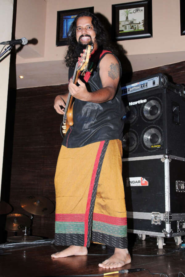 Raghu Dixit