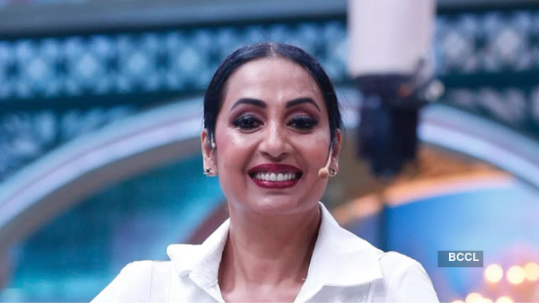Kashmira Shah Photos