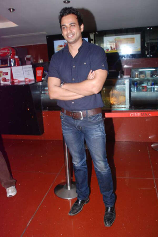 Sarwar Ahuja Pictures