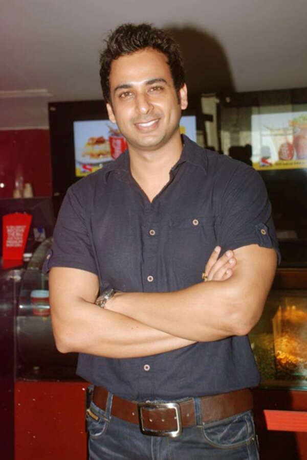 Sarwar Ahuja Wallpapers