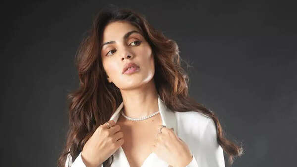 Rhea Chakraborty Pictures