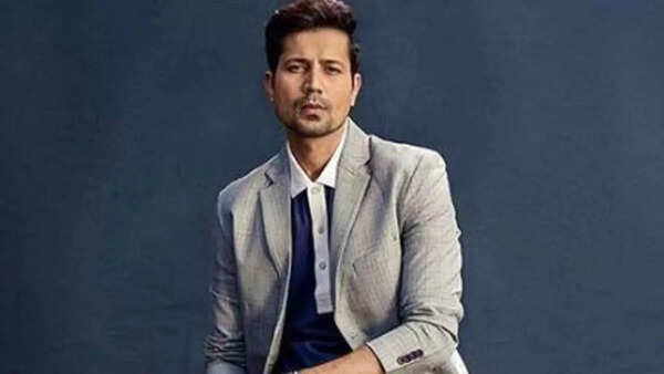 Sumeet Vyas Photos