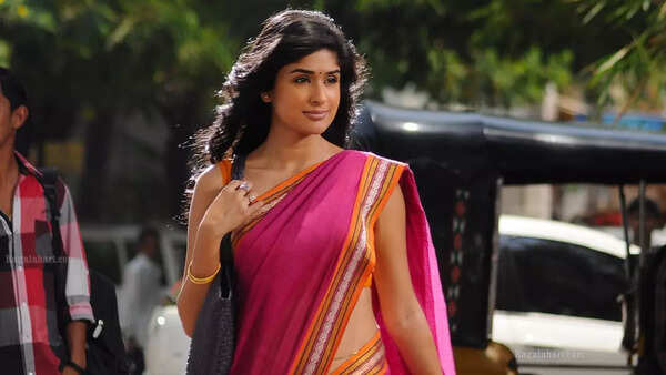 Anjala Zaveri Photos