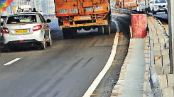 Road design prioritises vehicles