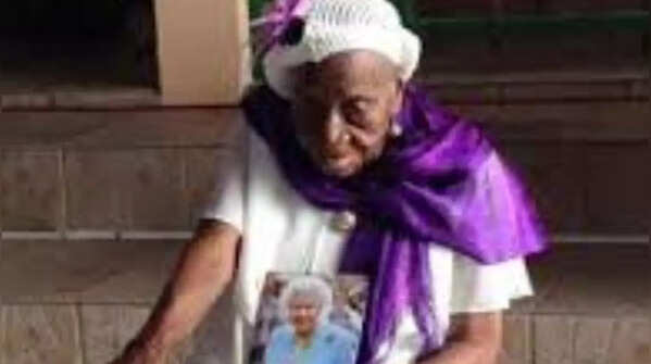 Violet Brown (British West Indies, now Jamaica, 10 Mar 1900–15 Sep 2017) – 117 years 189 days