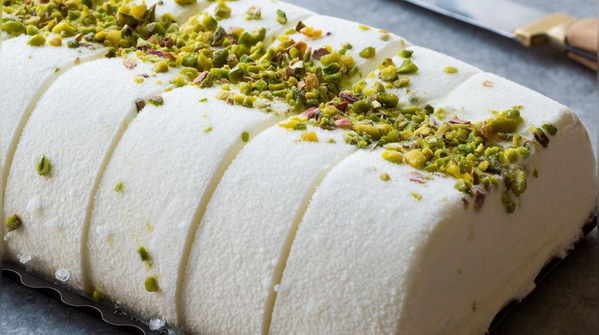 Dondurma: Stretchy ice cream with personality