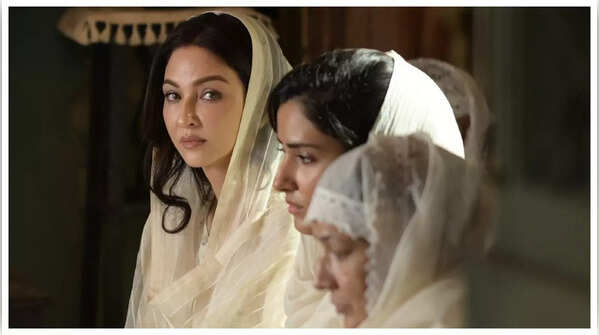 Playing Ulfat Hasin Baloch, aka Akshaye Khanna’s onscreen wife