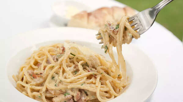 Spaghetti Carbonara-Italy