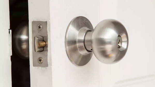 Door handles and knobs