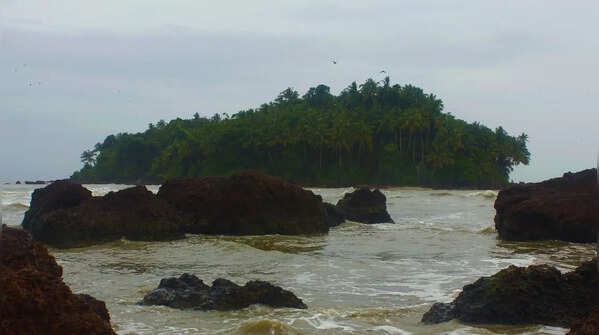 Dharmadam Island, Kerala