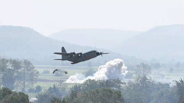 Flying machines and the aerial screw