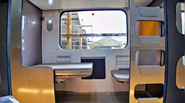 Vande Bharat Sleeper Train Speed