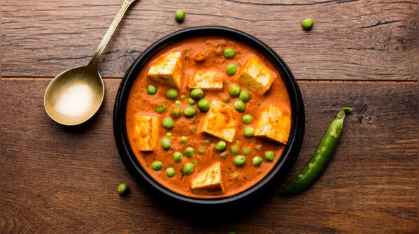 Matar Paneer Curry