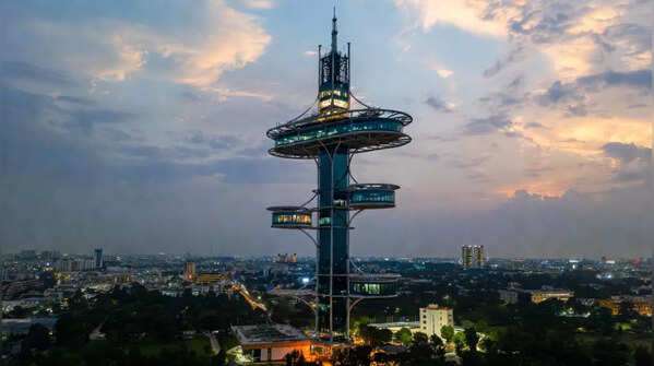 Skydeck gets fresh address