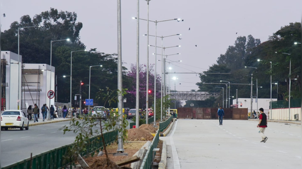 Parallel Carriageway