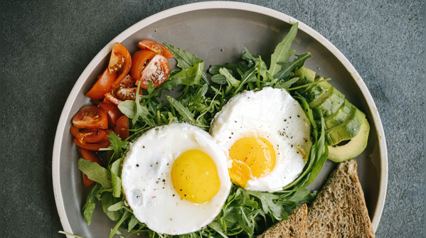 What works better than eating eggs alone