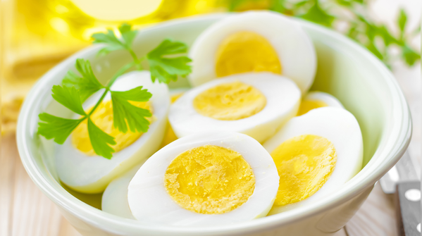 7 foods to pair with eggs for maximum benefits