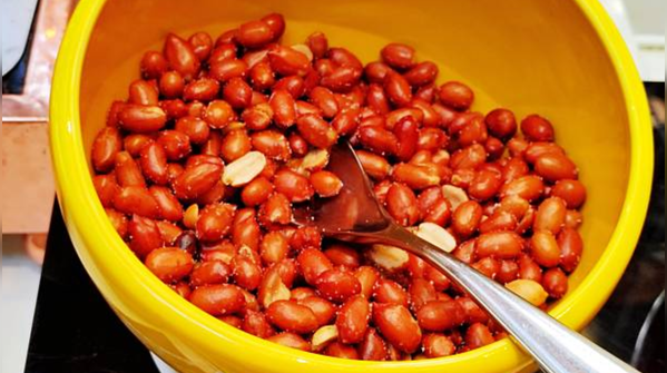 Roasted chana and peanuts: Small but mighty