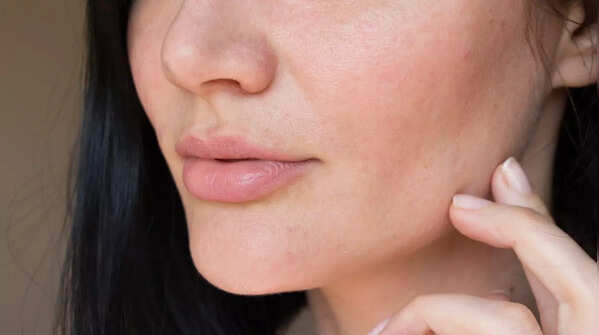 Vitamin E: Weak hair and tired-looking skin